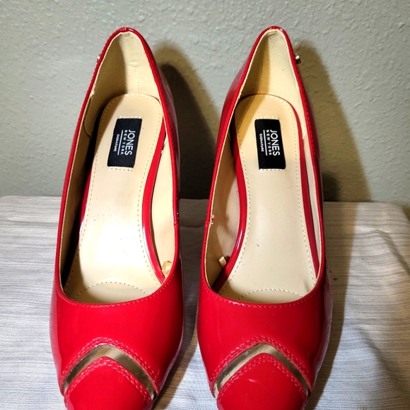 Jones New York Sexy Red Heels Size 6 - Picture 4 of 4